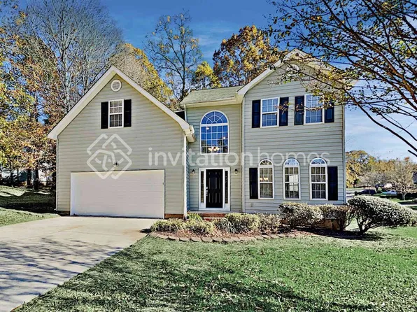 1600 Stoney Creek Ln, Charlotte, NC 28262