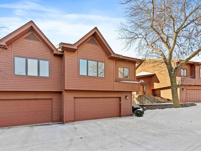 12514 Parkwood Dr, Burnsville, MN, 55337