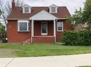 16881 21 Mile Rd, Macomb, MI 48044