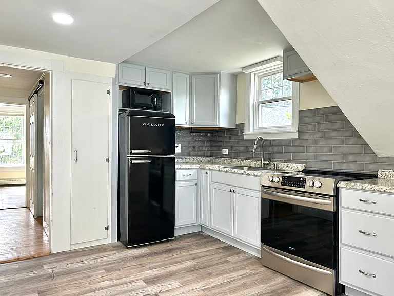 17 Green St #17A — Photo 5