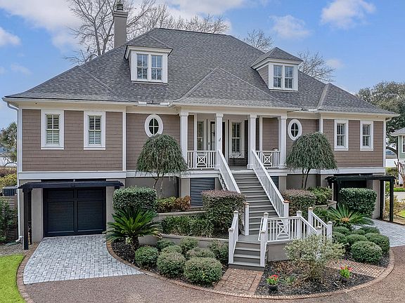 4th image of 4875 Marshwood Dr