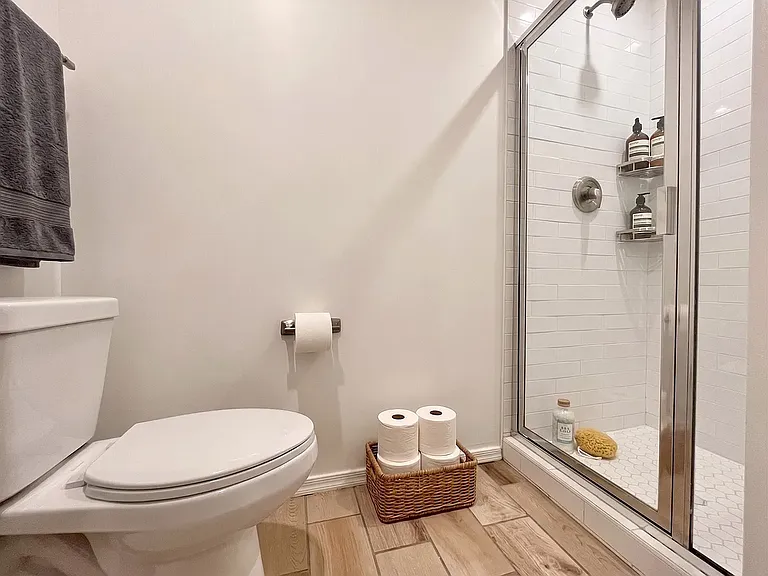 3434 N Longview Ave #11 — Photo 28