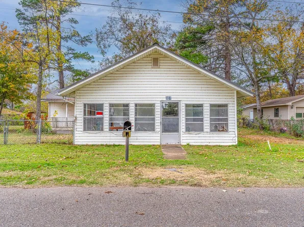 807 Grove St, Lake City, AR 72437