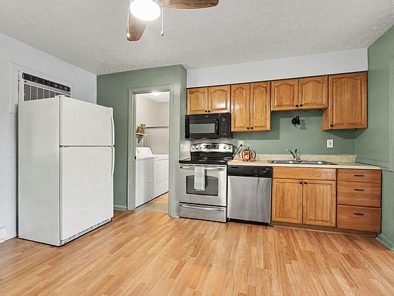 4th image of 301 Eastern Ave