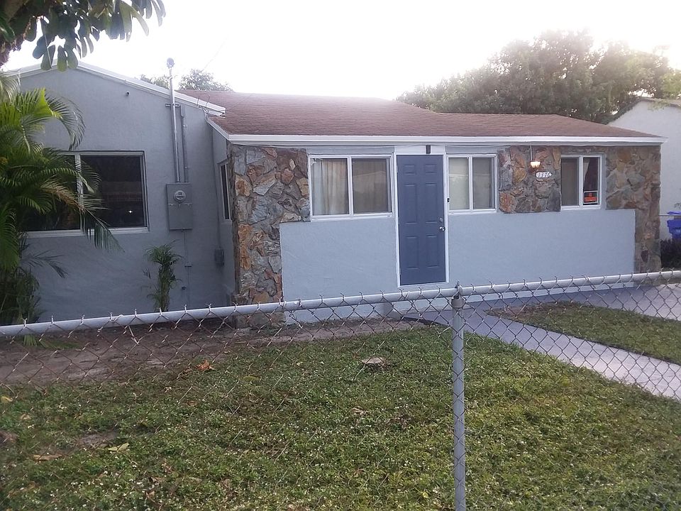 1st image of 1376 NW 41st St