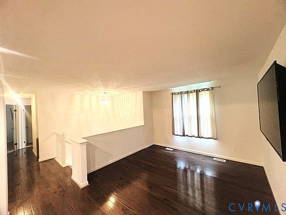 4th image of 5806 Winterleaf Dr