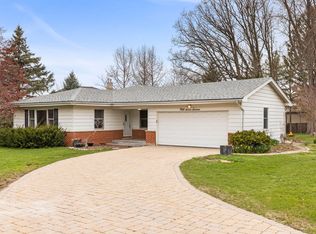 5716 Kingston Ave, Lisle, IL 60532