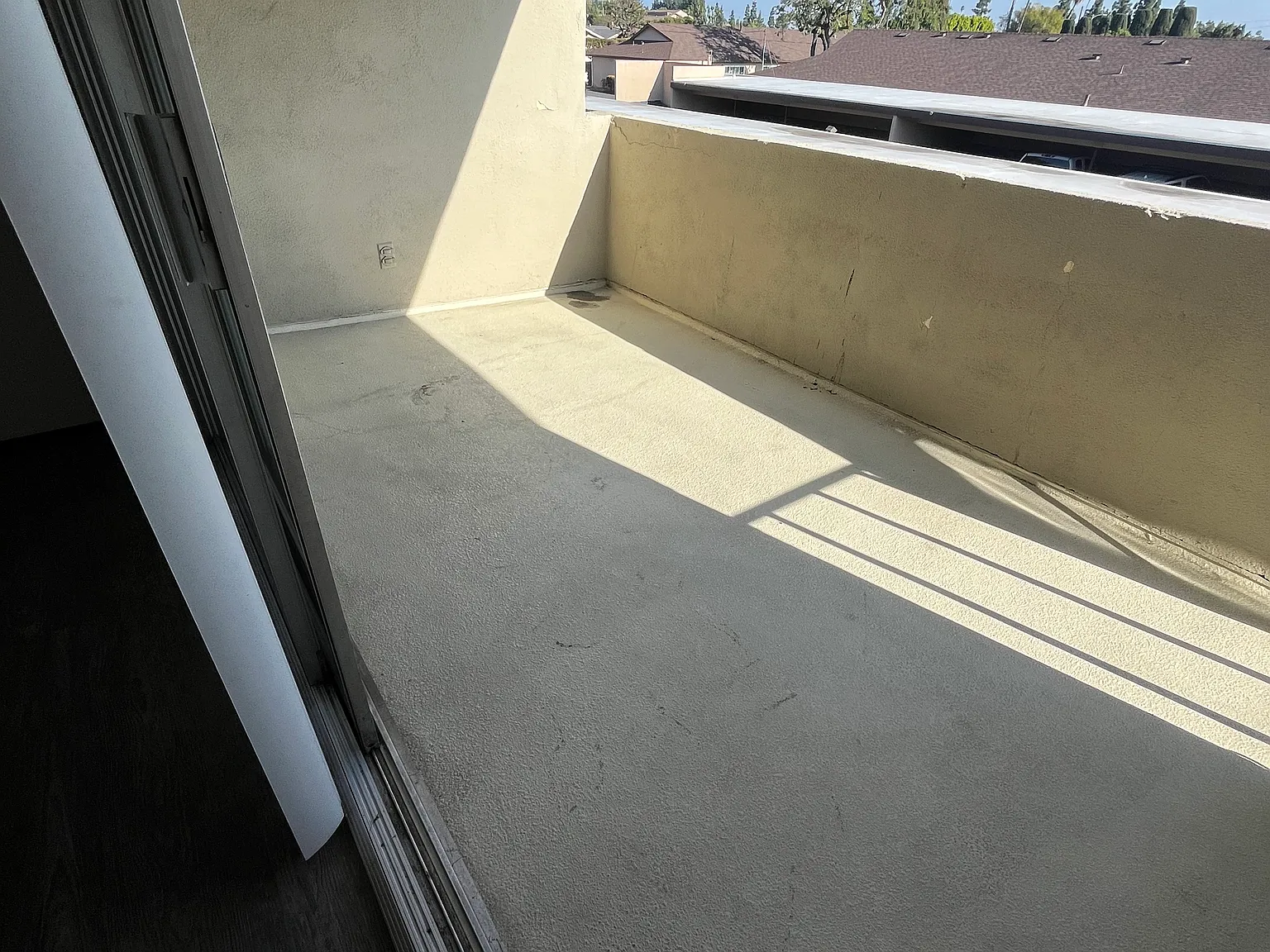 Pinetree Anaheim Apartments — Photo 3