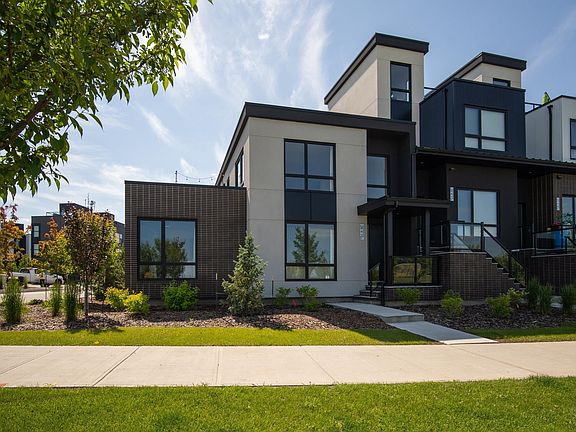 2nd image of 5 Rondeau Dr #42