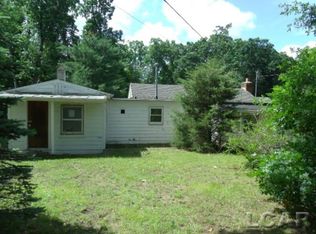 1843 Sutton Rd, Adrian, MI 49221