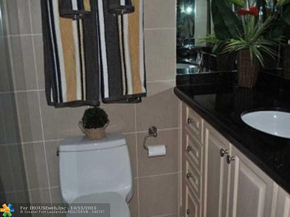 5th image of 2100 S Ocean Dr APT 9K