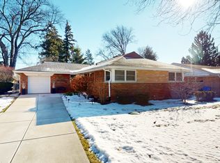 507 S I Oka Ave, Mount Prospect, IL 60056