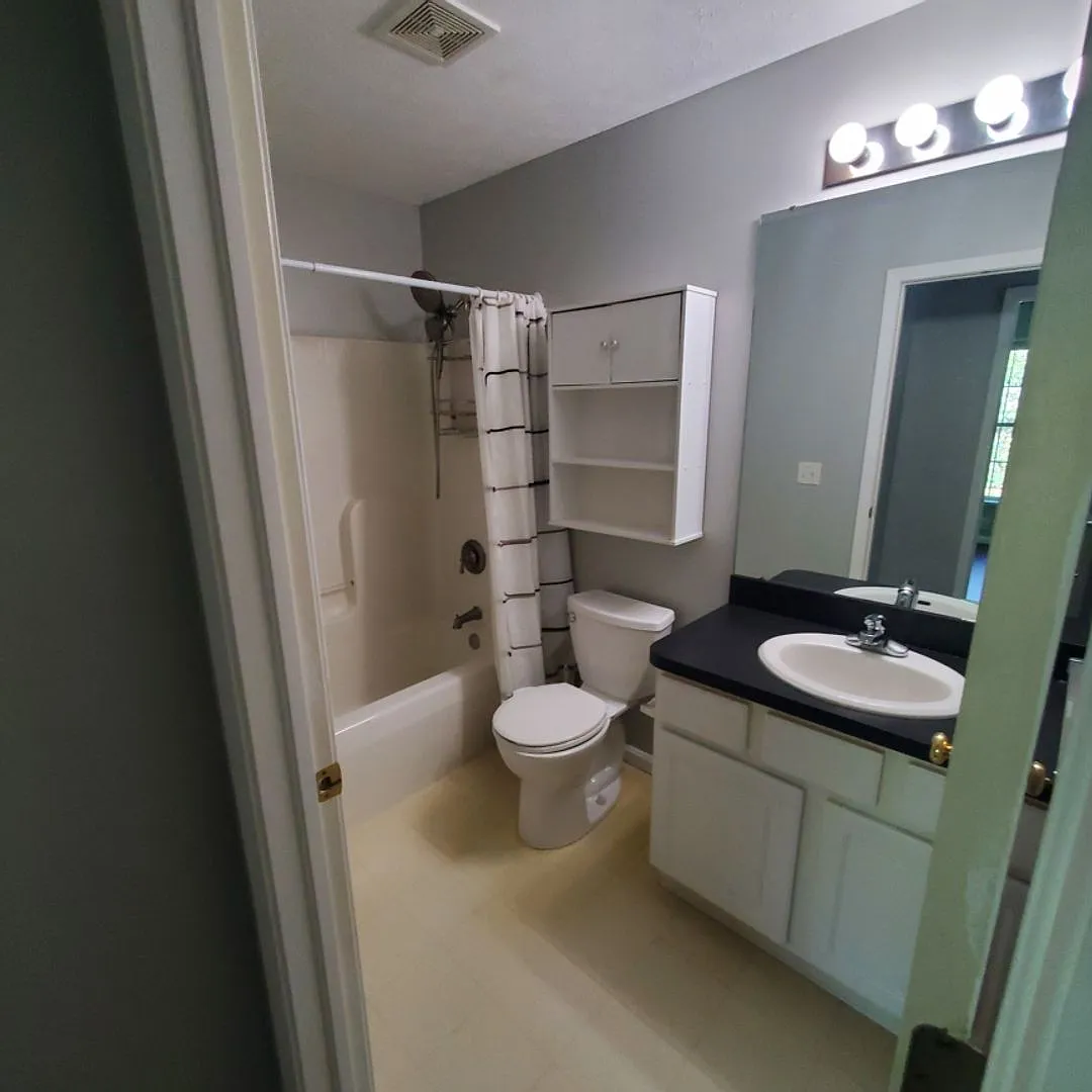 2643 Wyndgate Ct — Photo 2