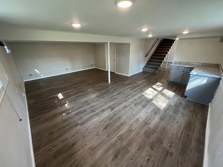 800 N West Park Ln — Photo 21