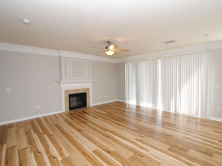 4038 Lionheart Dr — Photo 7