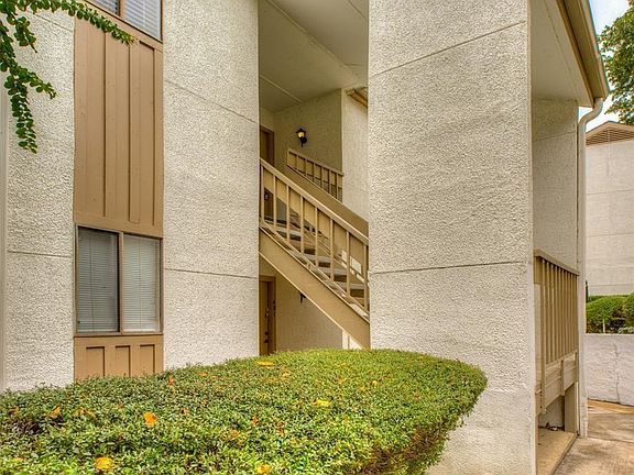 4th image of 12100 Melville Dr APT 404