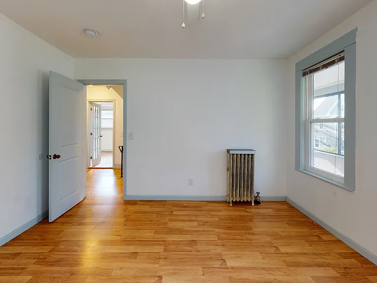 7-9 Dexter St — Photo 5