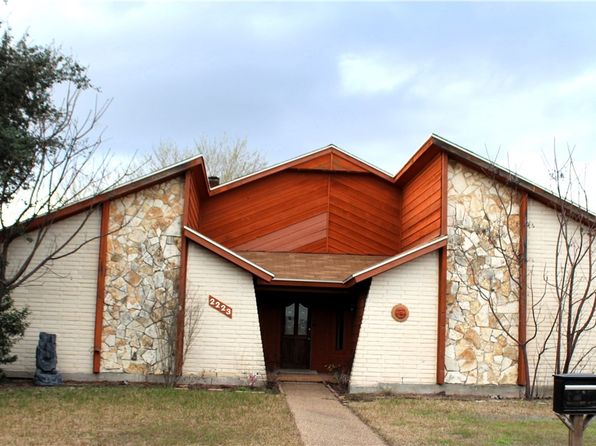 2223 Aspen Dr, Portland, TX 78374