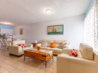 5785 W 17th Ave, Hialeah, FL 33012