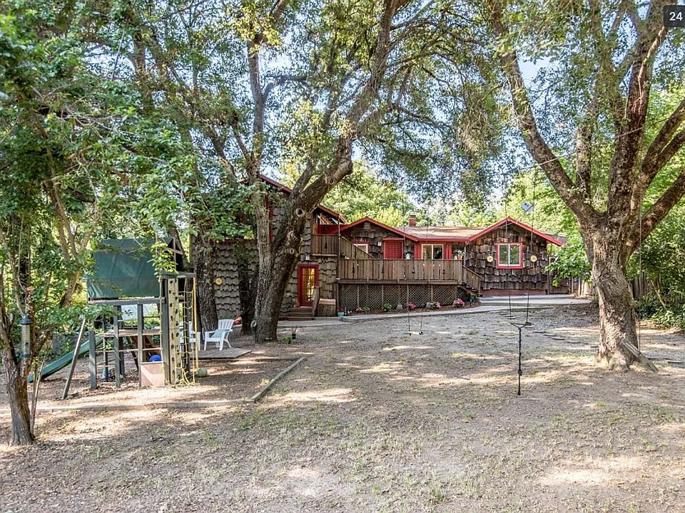 1st image of 21392 Madrone Dr