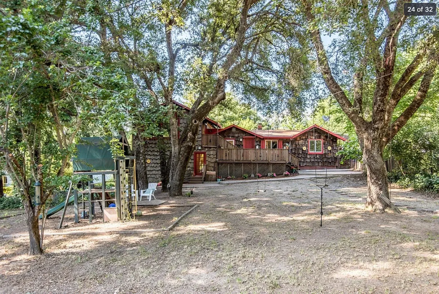 21392 Madrone Dr photo 1