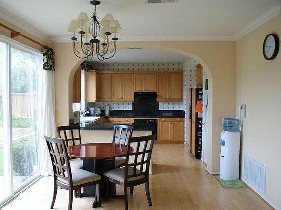 3rd image of 11407 Trailbrook Ln