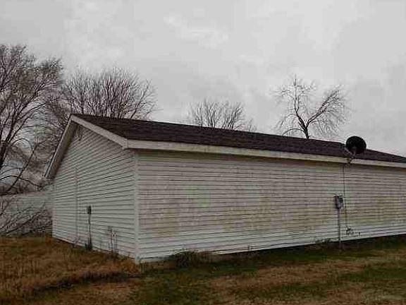 3rd image of 635 S County Road 350 E