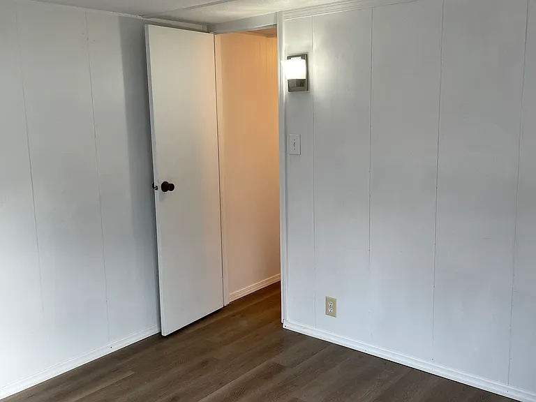161 Annie Dr — Photo 9