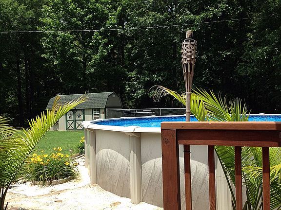 Backyard 24' Pool off Patio