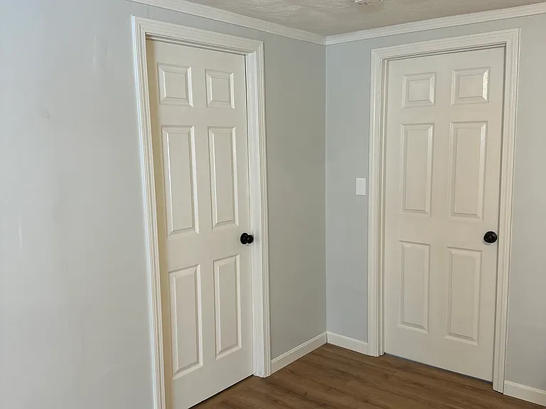 596 Beaver St — Photo 13