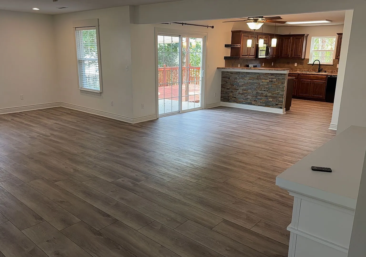 3 Bed, 3 Bath Home, The Hamlet Neighborhood — Photo 3