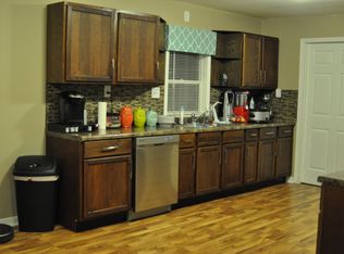 945 W Division Rd, Huntington, IN 46750