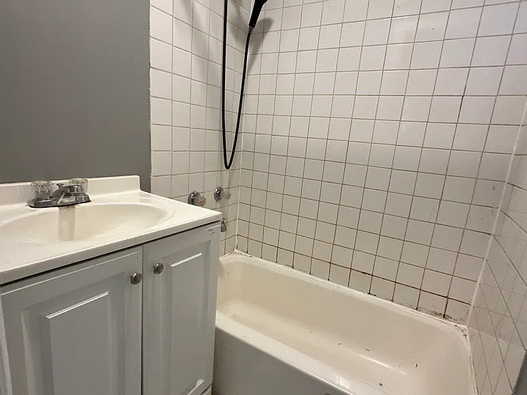 37 Silver St #3 — Photo 8