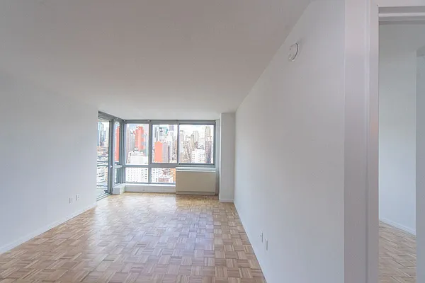 Rented by Platinum Properties | media 3