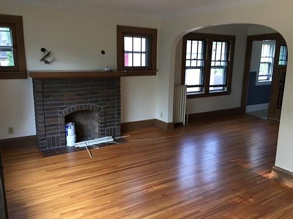 2nd image of 4250 Pleasant Ave #2