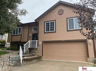 7329 S 183rd St, Omaha, NE 68136