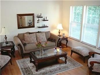 5th image of 10506 Leeway Ave NW