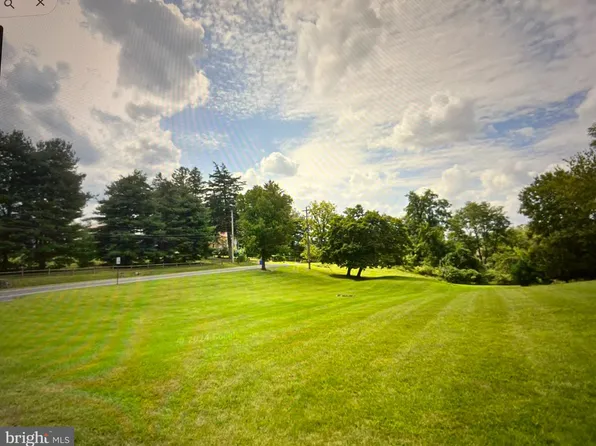 99 Wheatland Rd, Lewisberry, PA 17339