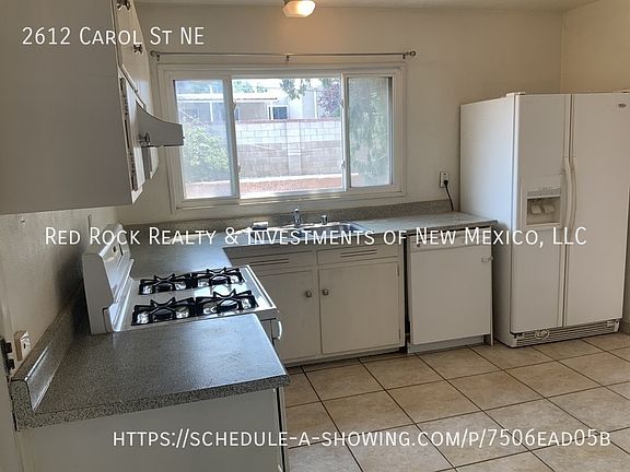 5th image of 2612 Carol St NE