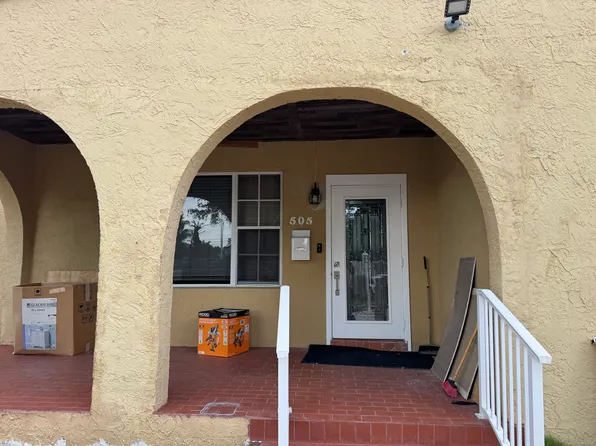 505 E 16th St, Hialeah, FL 33010