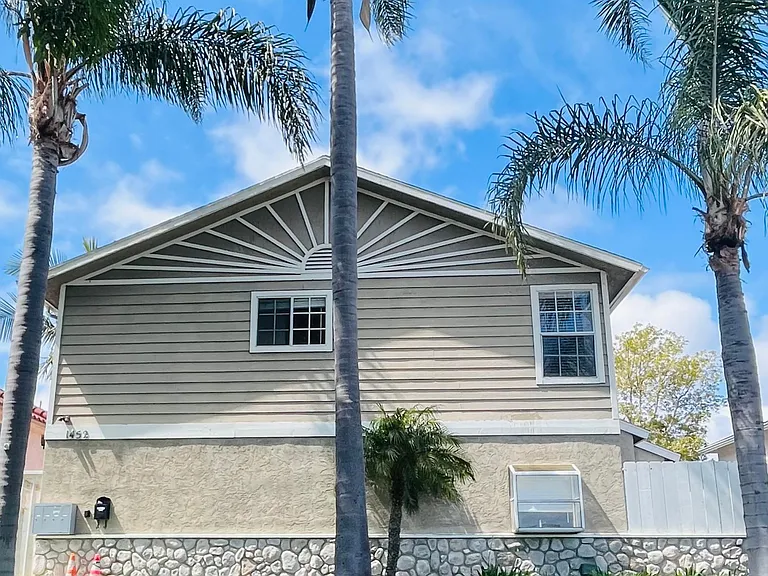 1452 Diamond St — Photo 1