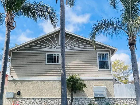 1452 Diamond St, San Diego, CA 92109