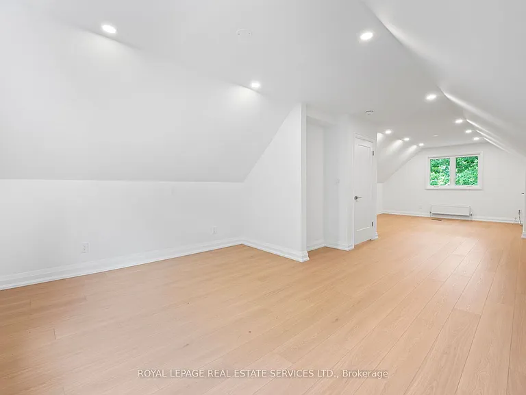 509 Christie St — Photo 31