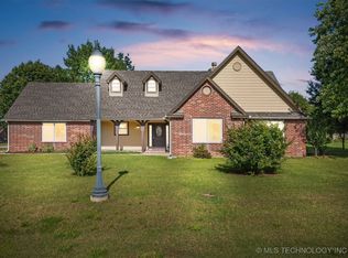 2101 S Buchanan Ave, Wagoner, OK 74467