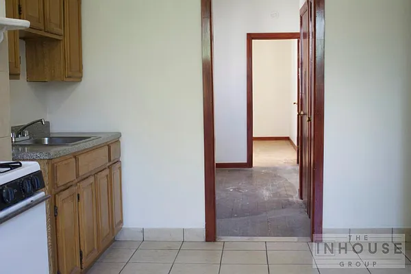 Rented by The InHouse Group | media 2