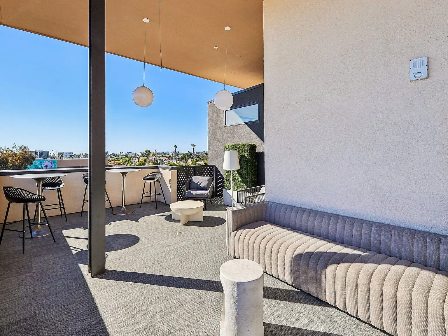 ECB Residences — Photo 4