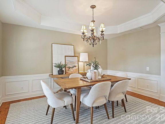5th image of 8033 Oratorio Pl