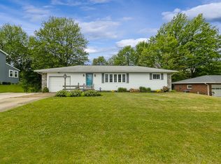 3710 Scarboro Rd, Erie, PA 16506