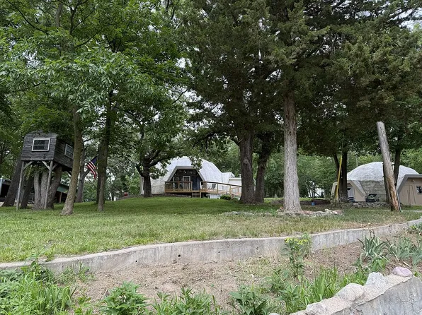 16605 Dyson Hollow Rd, Bellevue, NE 68123