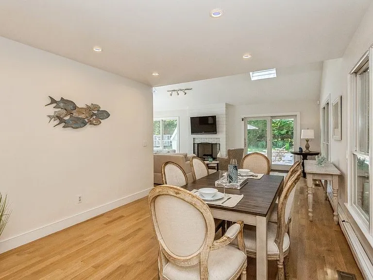 30 Ocean View Ave — Photo 4